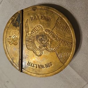 Vintage Mottahedeh Reprodroduction Brass Walter Raleigh Historic Charleston Box